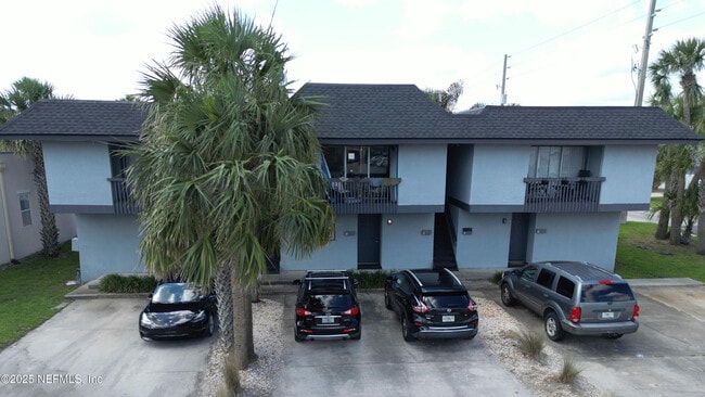 330 6th Ave N in Jacksonville Beach, FL - Building Photo - Building Photo