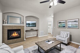 452 N Kent Ln in North Salt Lake, UT - Building Photo - Building Photo