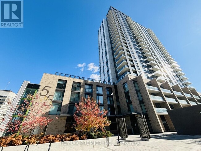 property at 55 Duke St W