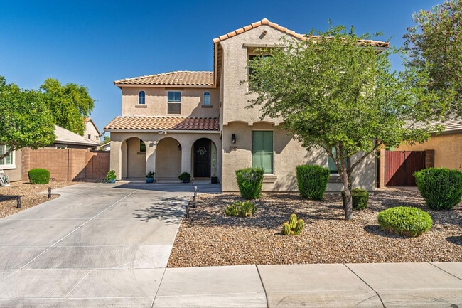 property at 2220 E Flintlock Dr