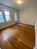 1637 Commonwealth Ave, Unit 10 in Boston, MA - Building Photo