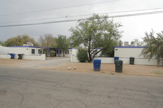 3426-3432 E Willard St in Tucson, AZ - Building Photo - Building Photo