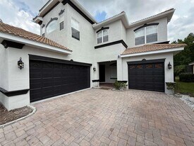 10882 Cory Lake Dr in Tampa, FL - Building Photo