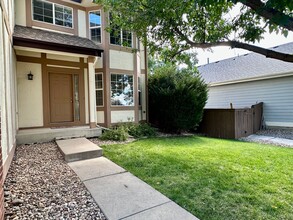 954 W Sage Sparrow Cir in Littleton, CO - Building Photo - Building Photo