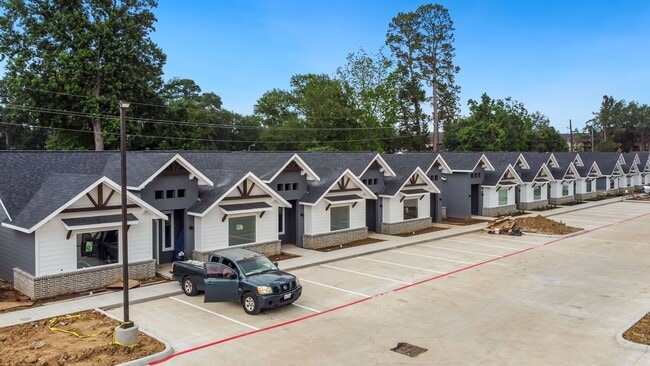 property at 10317 Lake Rd