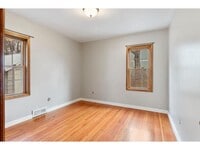 723 Laurel Ave photo'