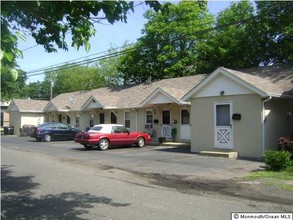 66 Main St in Keansburg, NJ - Building Photo - Building Photo