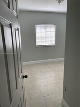 6900 NW 179th St in Hialeah, FL - Building Photo - Building Photo