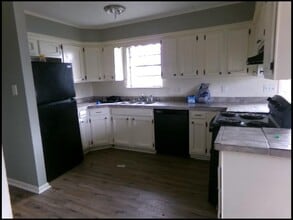 305 Smart St in Jacksonville, AR - Foto de edificio - Building Photo