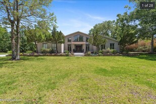 23444 Woodland Way in Pass Christian, MS - Building Photo