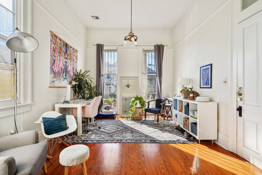 4625 Laurel St in New Orleans, LA - Building Photo