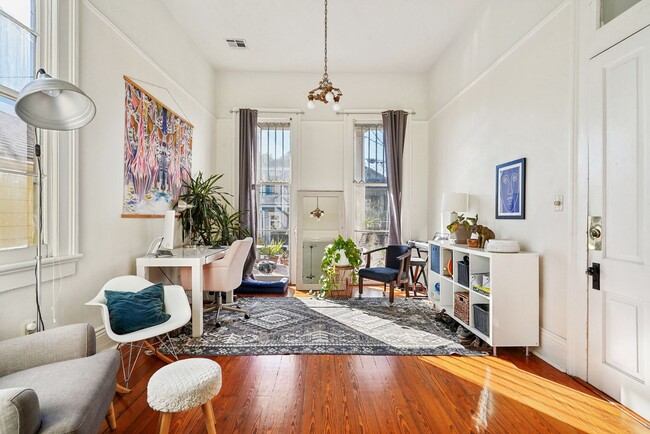 property at 4625 Laurel St