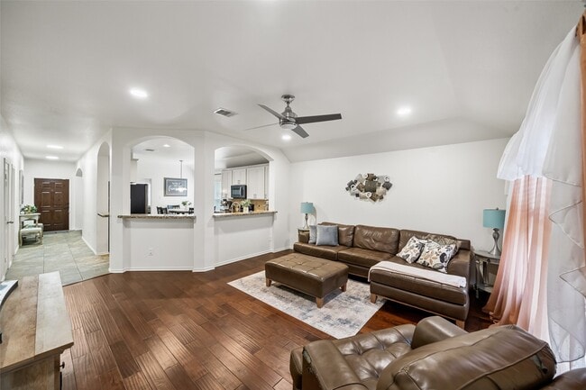 property at 17911 Yukon Pass Dr