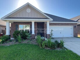 3817 Hawks Landing Cir in Milton, FL - Building Photo
