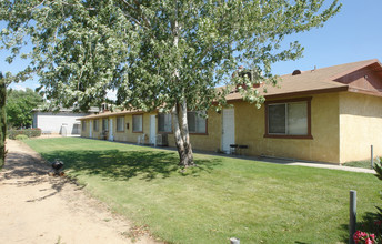 11875 A Ave in Hesperia, CA - Building Photo - Building Photo