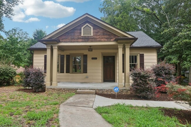1597 Frazier Rd in Decatur, GA - Building Photo - Building Photo
