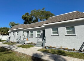 8112 N Mulberry St in Tampa, FL - Building Photo