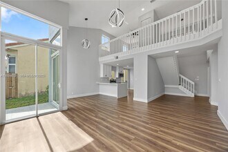 3835 Lombardy St in Hollywood, FL - Building Photo - Building Photo