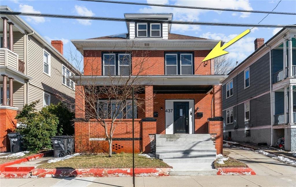 437 Charles St in Providence, RI - Building Photo