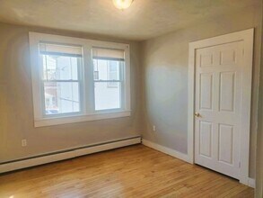 16 Wall St in Foxboro, MA - Building Photo - Building Photo