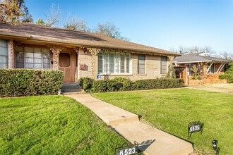 6523 E Mockingbird Ln in Dallas, TX - Foto de edificio - Building Photo