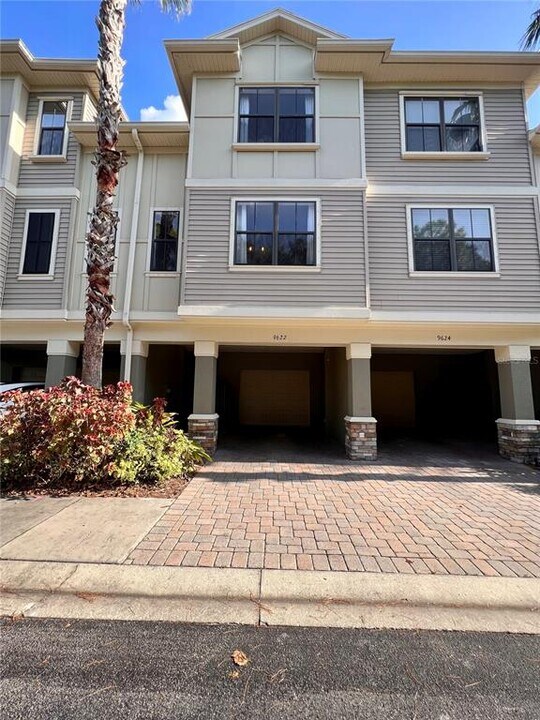 9622 Bay Grove Ln in Tampa, FL - Building Photo