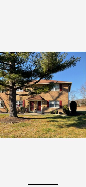48 Eaves Mill Rd in Medford, NJ - Building Photo