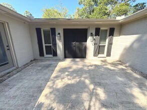 1385 Fenwick Cir in Beaumont, TX - Building Photo - Building Photo