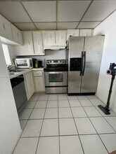 496 NW 165th St in Miami, FL - Building Photo - Building Photo