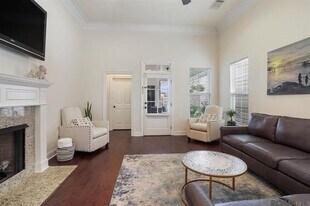 14449 Royal Villa Dr in Baton Rouge, LA - Building Photo