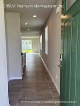 3913 Radiant Mountain Dr in Plant City, FL - Building Photo - Building Photo