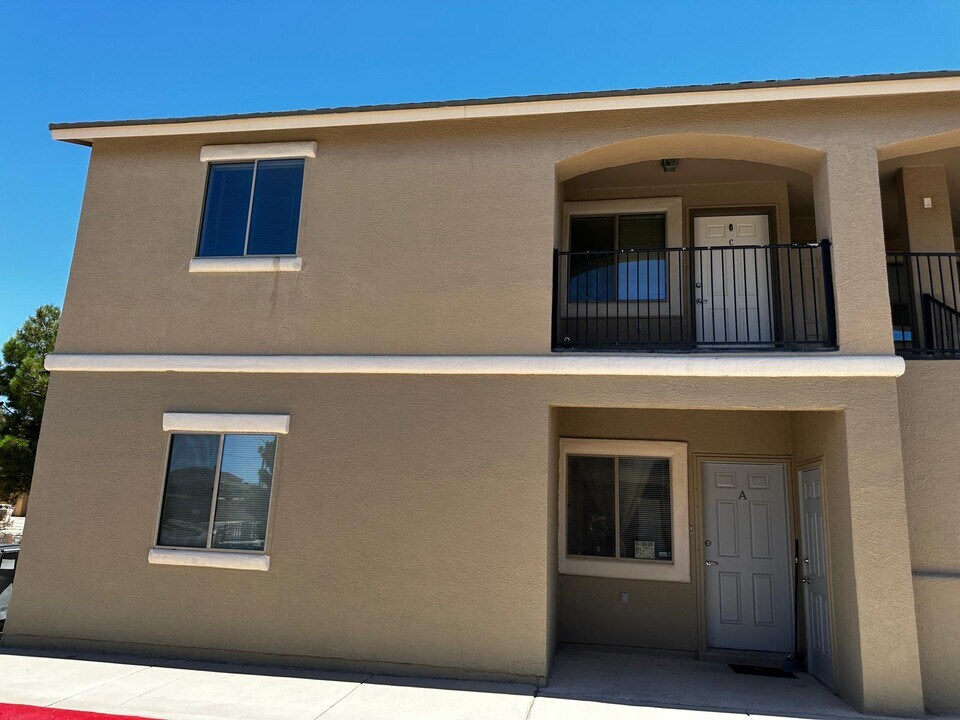 14304 Gil Reyes Dr in El Paso, TX - Building Photo