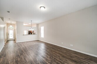 10884 Campus Heights Ln in Jacksonville, FL - Building Photo - Building Photo
