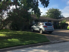 3602 Mahan St in Bryan, TX - Building Photo