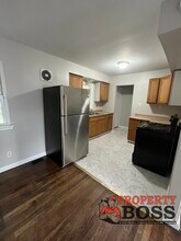 1039 E 11th Ct in Gary, IN - Building Photo - Building Photo
