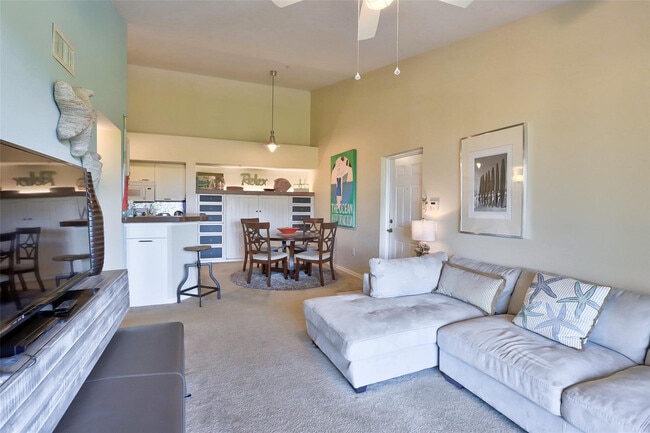 property at 321 Villa Cir