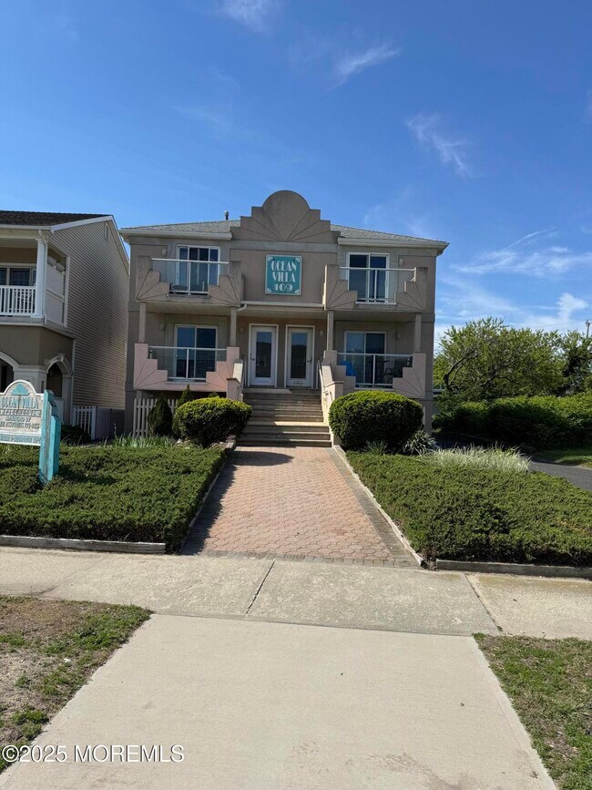 109 2nd Ave in Bradley Beach, NJ - Building Photo - Building Photo