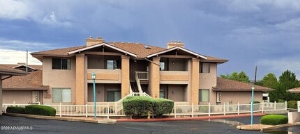 985 E Mingus Ave in Cottonwood, AZ - Building Photo - Building Photo