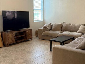 2713 Paragon Fox Dr in Pflugerville, TX - Building Photo - Building Photo