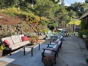 532 Country Club Dr in Carmel Valley, CA - Building Photo - Building Photo