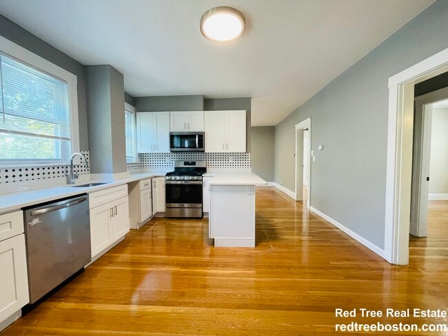 property at 187 Fellsway W