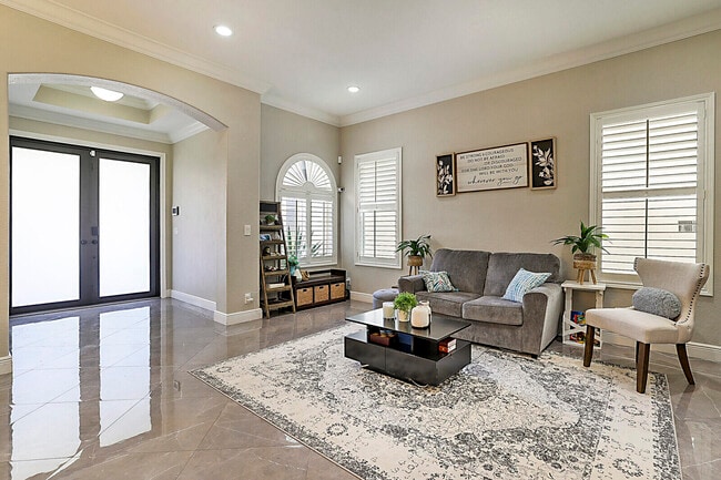 property at 7167 Ivy Crossing Ln