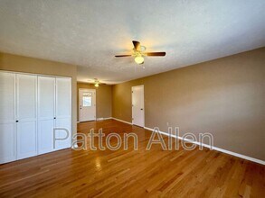 12 W Haith Dr in Asheville, NC - Building Photo - Building Photo