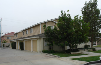 7862 12th St in Westminster, CA - Foto de edificio - Building Photo