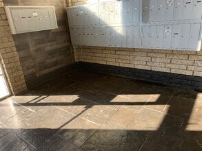 3030 30th St SE, Unit 213 in Washington, DC - Building Photo - Building Photo