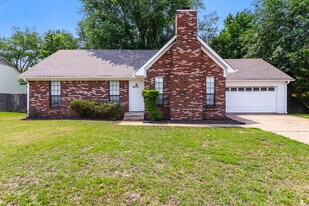 6891 Autumnhill Ln in Bartlett, TN - Building Photo