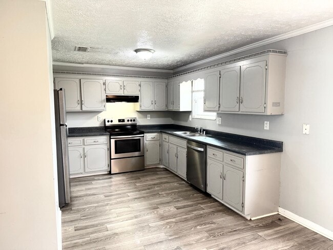 1175 Max Ct in Oak Grove, KY - Building Photo - Building Photo