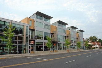 The Hawthorne in Portland, OR - Building Photo - Building Photo