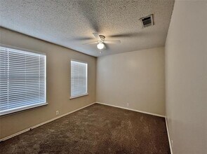 1516 Shady Shores Dr in Glenn Heights, TX - Building Photo - Building Photo