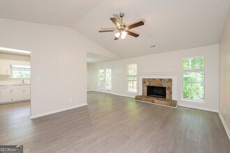 2270 Village Dr in Covington, GA - Building Photo - Building Photo